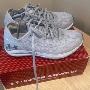 Under Armor Hovr Sonic 3